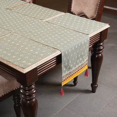 Table Runner - Pastel Green