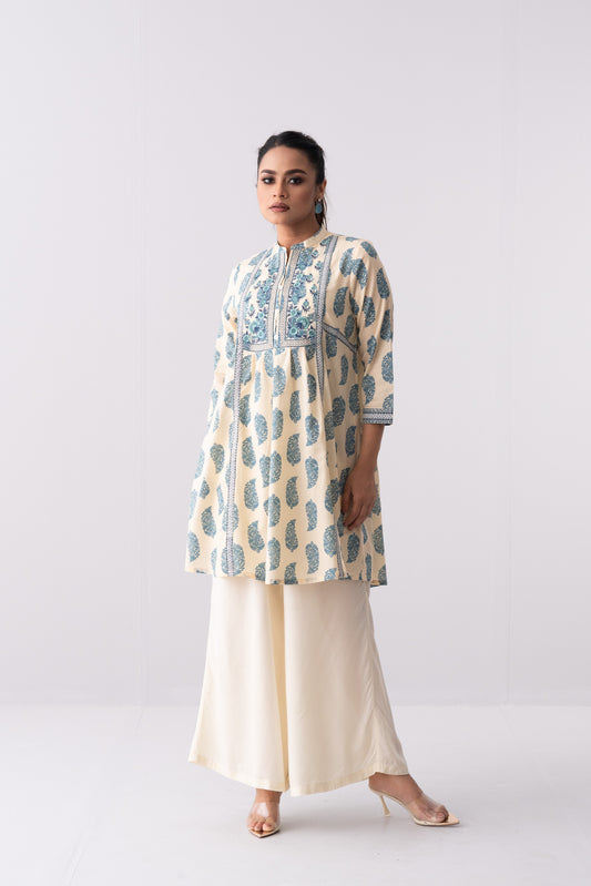 Short-Length Embroidered Smart Fit Ethnic Kurti