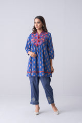 Short-Length Embroidered Relaxed Fit Ethnic Kurti