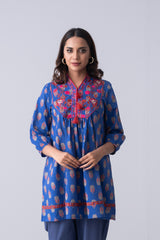 Short-Length Embroidered Relaxed Fit Ethnic Kurti