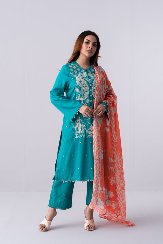 Ready-to-Wear Three- Piece Lawn with Silk Dupatta